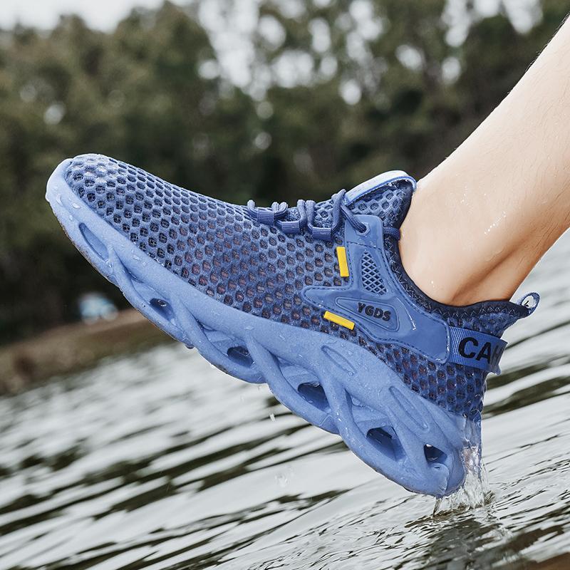 Summer thin lightweight mesh shoes men's sandals hollow large mesh casual running sneakers mesh breathable men's shoes
