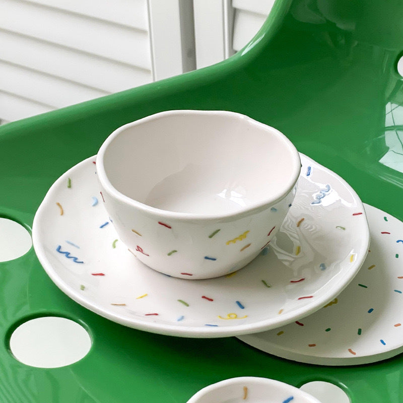 Original embossed sugar needle Korean hand-painted ceramic tableware household cute dish set bowl and plate combination housewarming gift