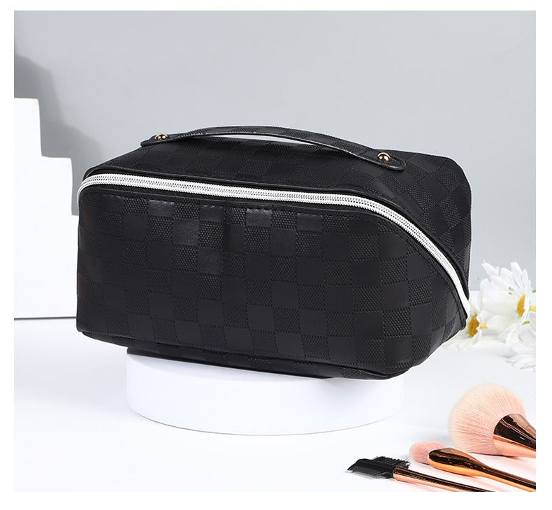 Cross-border hot PU leather cosmetic bag multi-functional checkerboard pillow bag large capacity waterproof travel portable toiletry bag