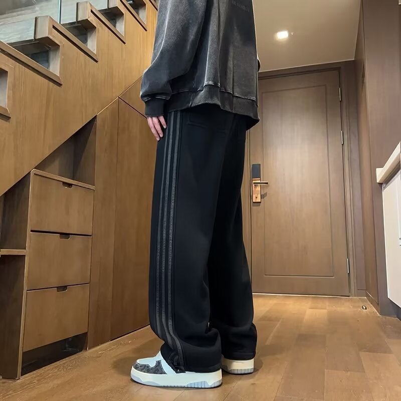 Spring and autumn pants, male junior high school students, handsome casual trousers, teenagers, loose straight-leg pants, versatile sports sweatpants