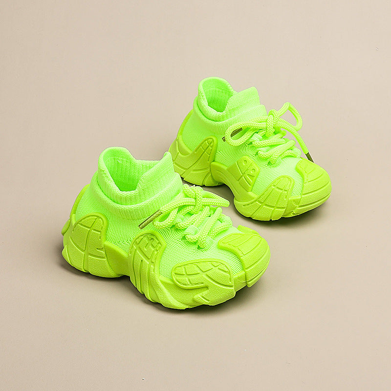 Children's sports shoes, spring and autumn boys' casual shoes, net shoes, fly knitted girls' socks, baby white shoes, 1-7 years old