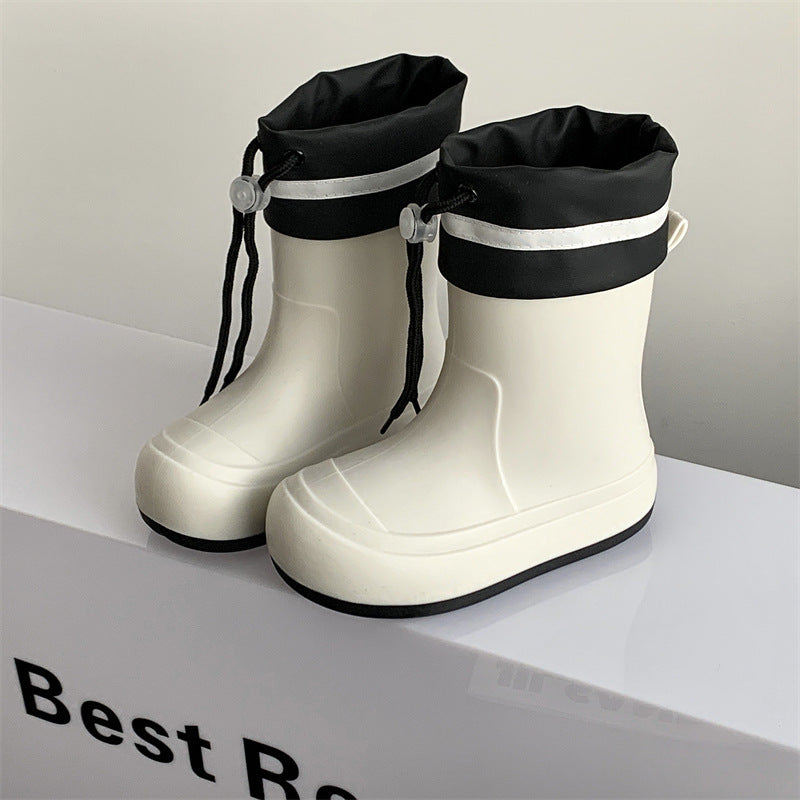 Non-slip medium-cut parent-child rain boots, cute children's rain boots in summer, outdoor school students, water boots, leisure and water play