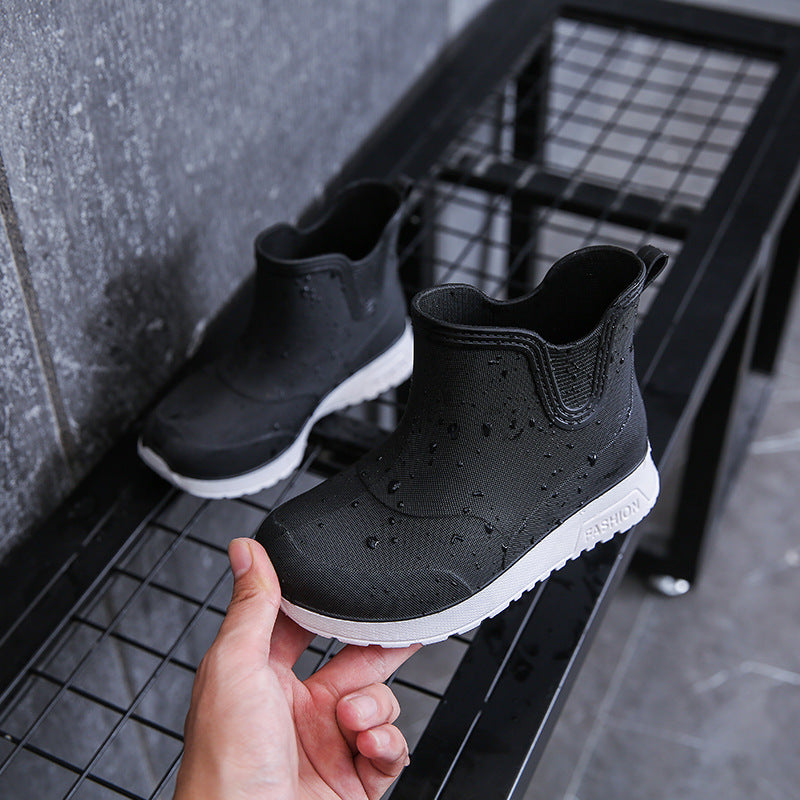Korean fashion children's rain boots men's and women's non-slip thick-soled anti-slip thick-soled rain boots are worn in rainy days and are versatile water rain boots