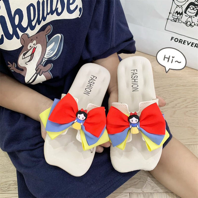 Summer Girls Slippers New Girls Breathable Princess Shoes Soft Sole Non Slip Bow Bow Kids Wear Beach Flip Flops Outside