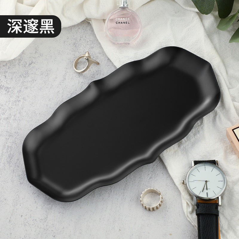 metal tray
