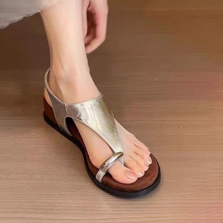 Sheepskin version ~ French niche metal buckle pullover toe sandals, women's fairy style open toe leather soft soles, comfortable Roman shoes