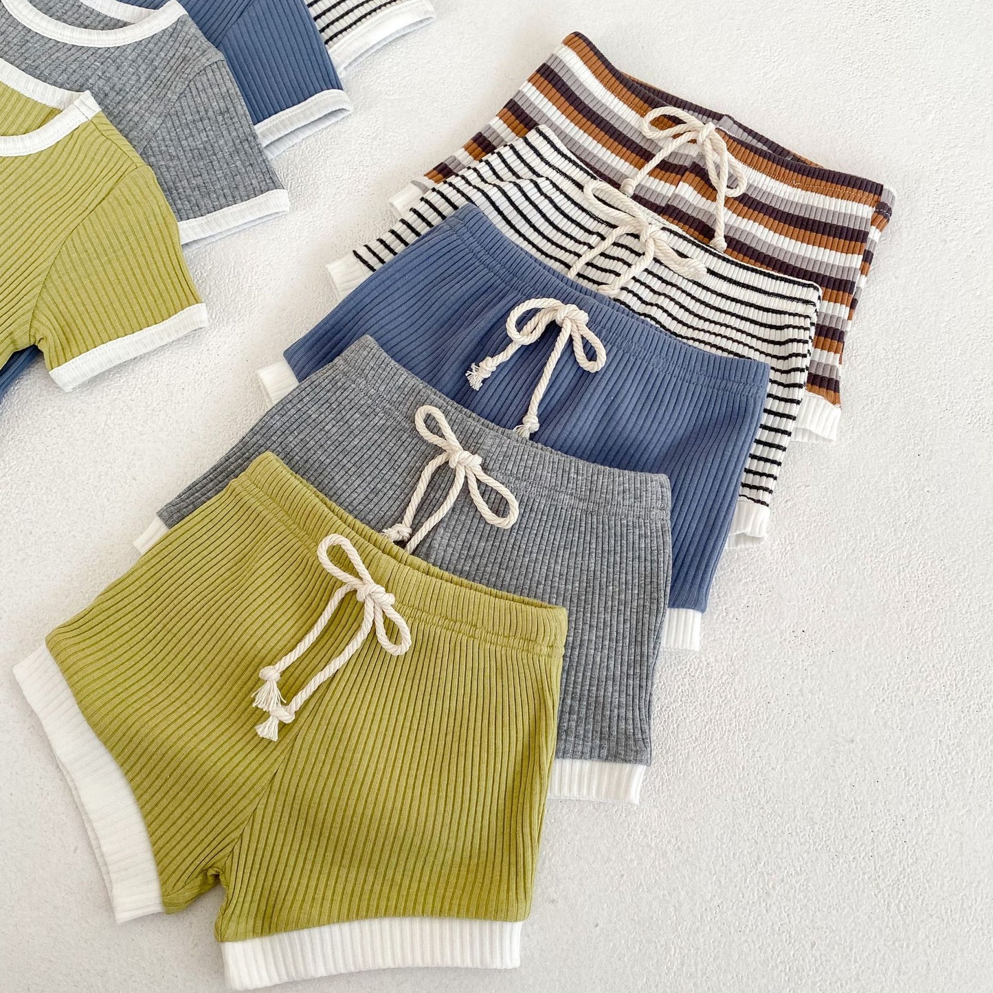 Baby boy suit, summer new baby simple casual round neck T-shirt, large PP pants two-piece set, Korean version of the versatile trend