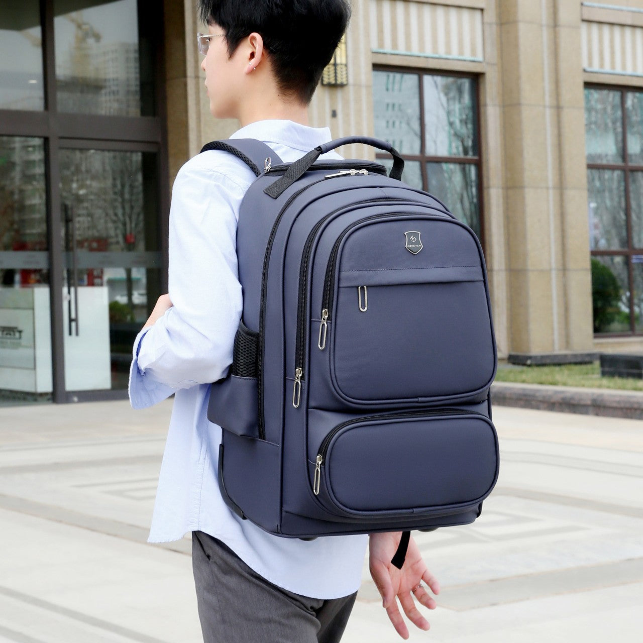 Backpack, multifunctional carry-on duffel bag, trolley bag, 20 inch oxford cloth business computer backpack, suitcase