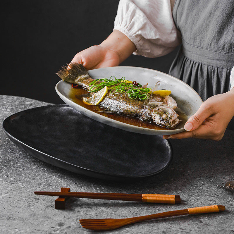 Cross-border Japanese ceramic large oval sashimi plate household fish plate Dan-shaped barbecue plate commercial vegetable plate table tableware