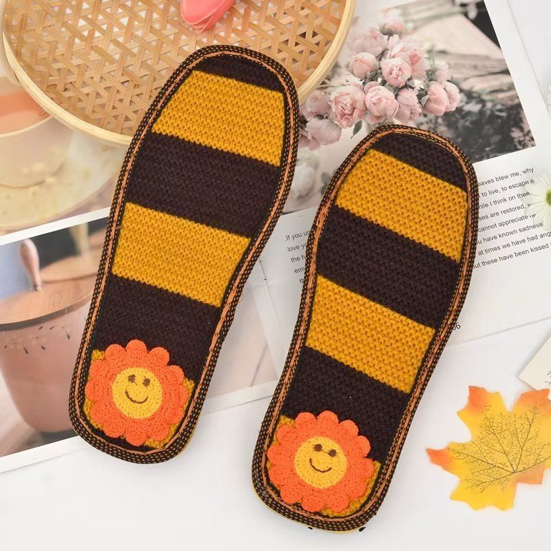 Ruzi cow embroidered soles spring, autumn and winter DIY hand-woven crystal bottom cow tendon sole slippers wear-resistant anti-slip protection