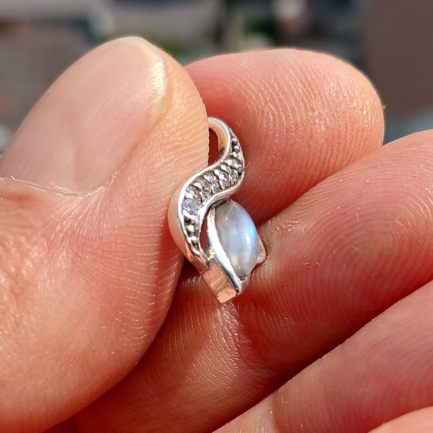 Moonstone Pendant, women's Pendant, Sterling Silver Pendant, Moonstone