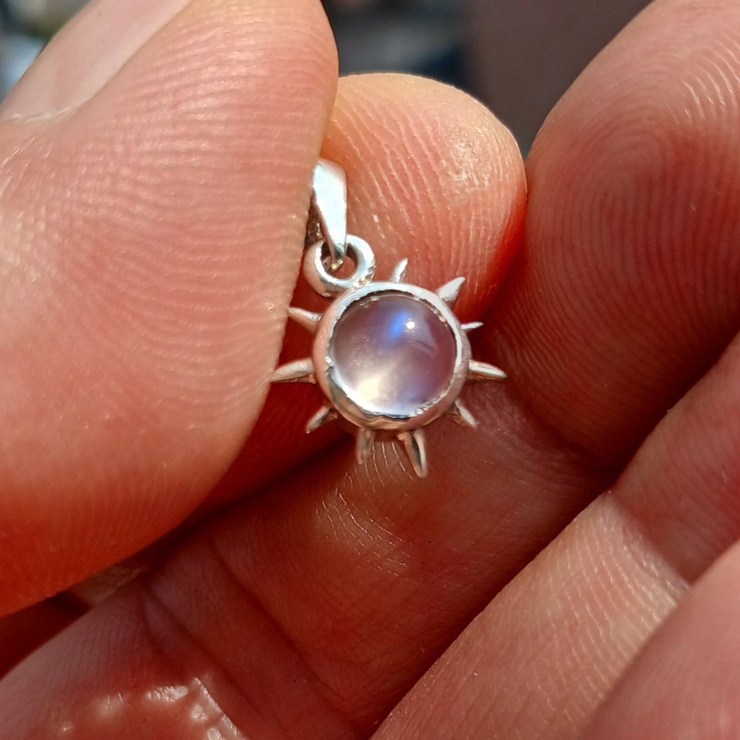 Moonstone Pendant, 925 Sterling Silver Pendant, round Ceylon