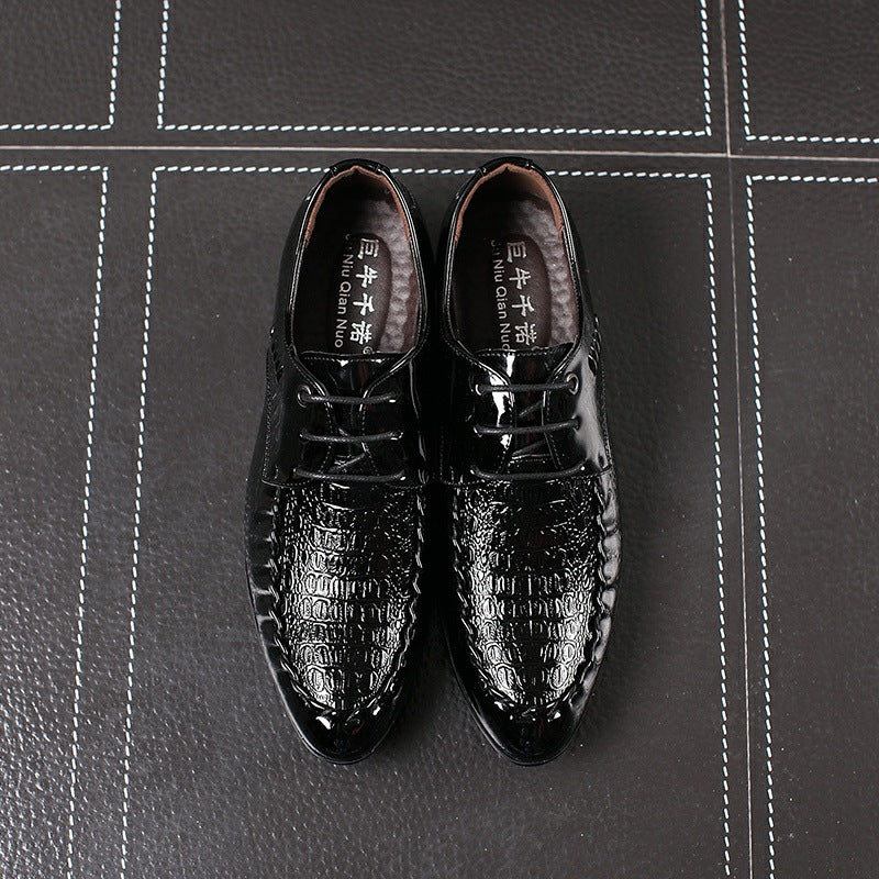 2025 New Men's Casual Small Foot Leather Shoes Work Shoes Handsome Korean Version Pointed Toe Spring and Autumn Barber Men's Shoes