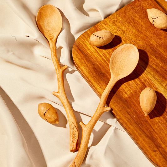 Japanese log spoon, handmade beech wooden spoon, special-shaped long-handled spoon, coffee mixing spoon, and spoon can be engraved with logo