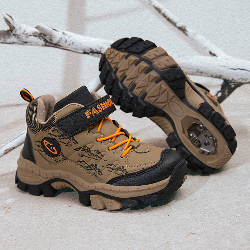 Winter boys' cotton shoes, children's Zhongbang outdoor hiking shoes, girls' big cotton snow, lightweight, non-slip and warm sneakers