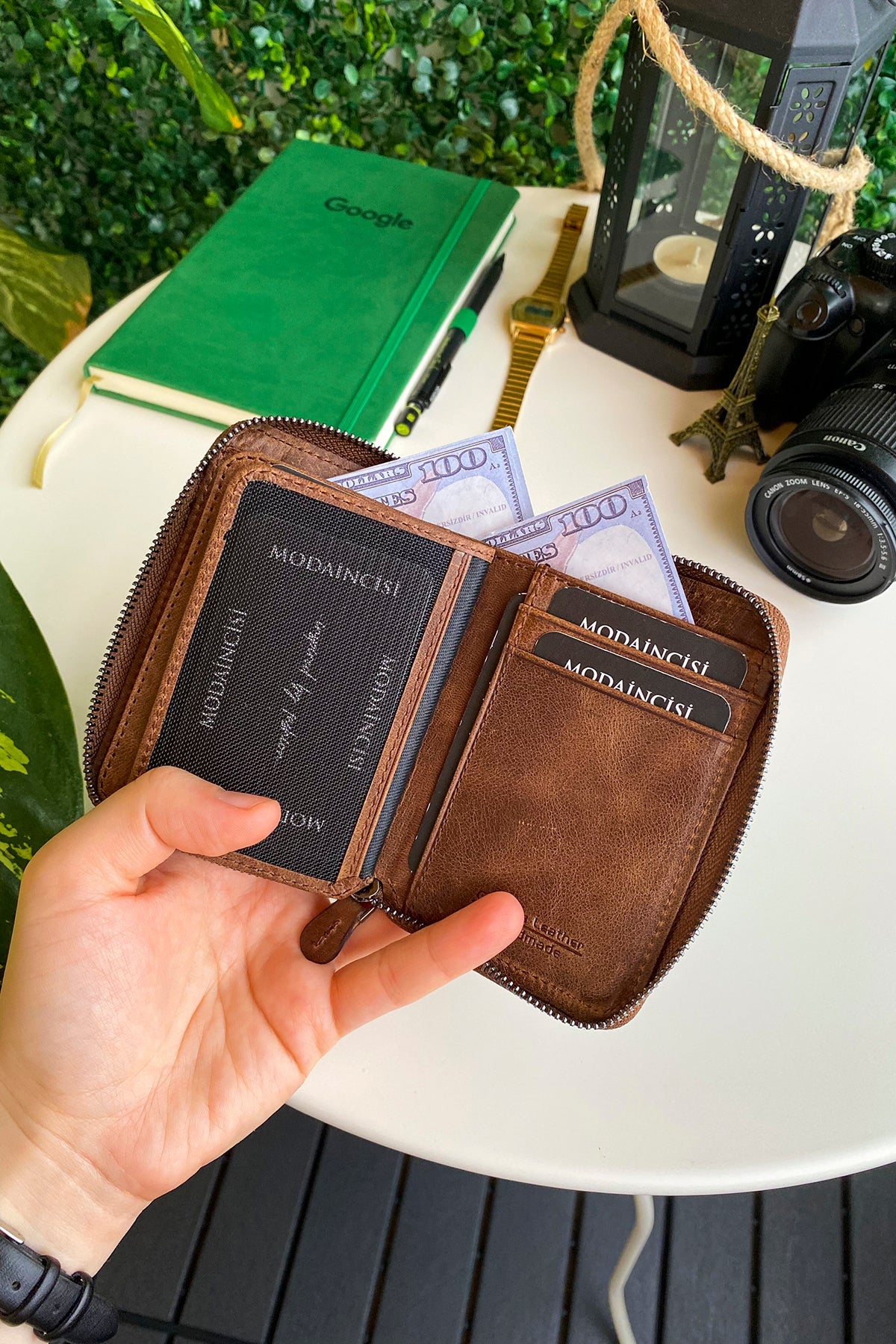 Porto - Genuine Leather Wallet with Zipper Feature