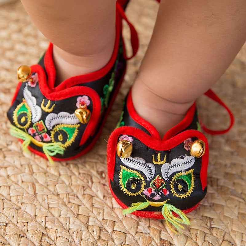 New tiger head shoes, baby cloth shoes, men's and women's baby soft-soled stepping shoes, toddlers, 100-day first year grab week cat head shoes