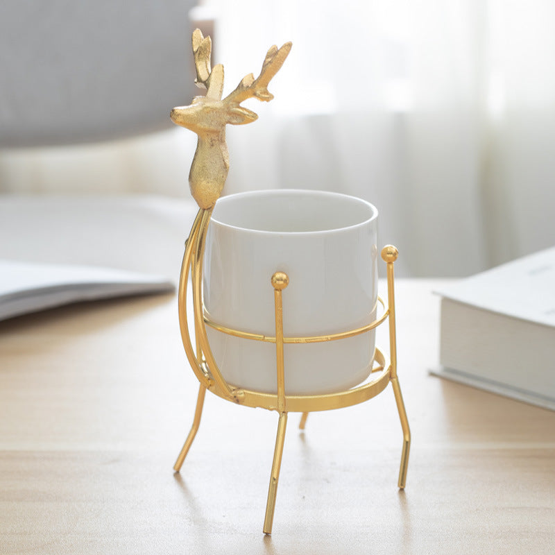 Factory wholesale creative pen holder storage gold iron wrought fawn ceramic vase floral arrangement ornament