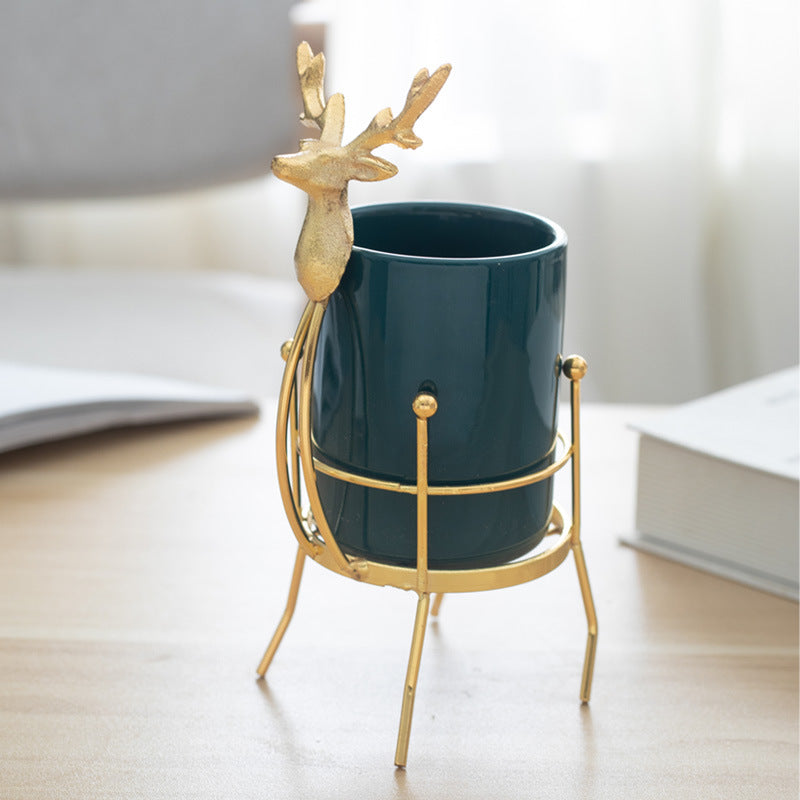 Factory wholesale creative pen holder storage gold iron wrought fawn ceramic vase floral arrangement ornament