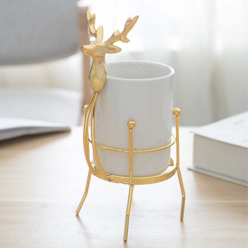 Factory wholesale creative pen holder storage gold iron wrought fawn ceramic vase floral arrangement ornament