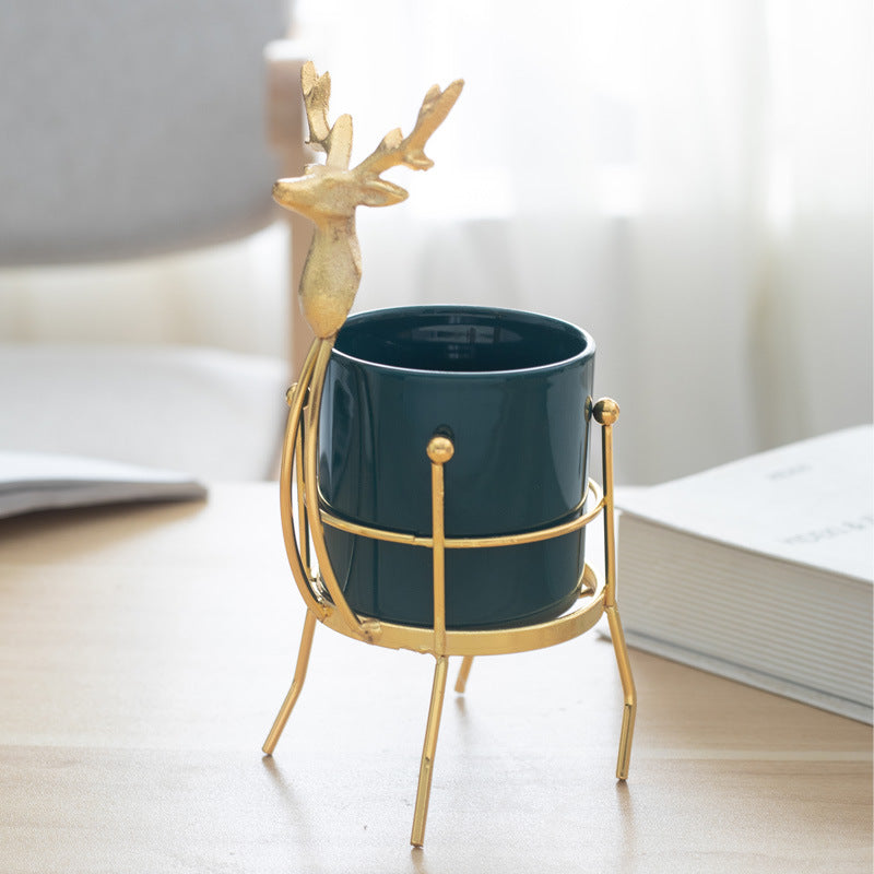 Factory wholesale creative pen holder storage gold iron wrought fawn ceramic vase floral arrangement ornament