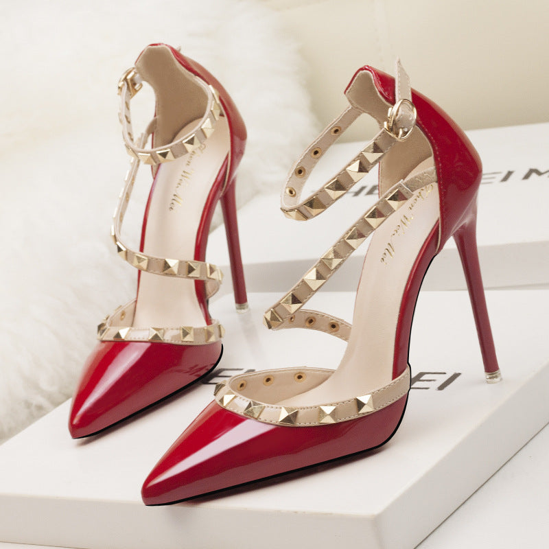 1138-13 European and American simple sexy nightclub stiletto high heels shallow mouth pointed toe rivet hollow sandals with a word