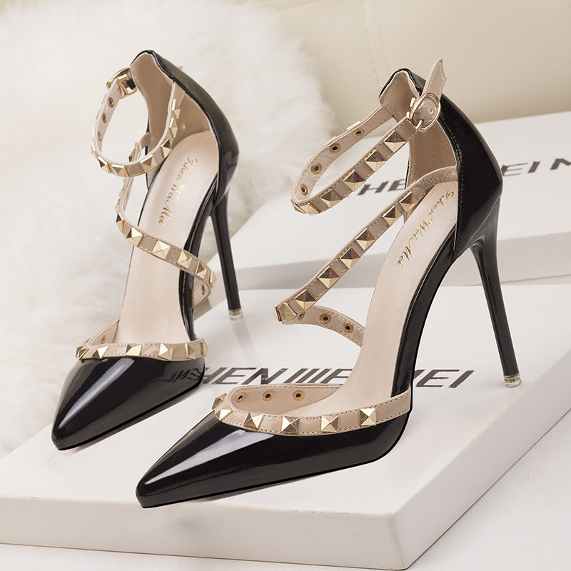 1138-13 European and American simple sexy nightclub stiletto high heels shallow mouth pointed toe rivet hollow sandals with a word