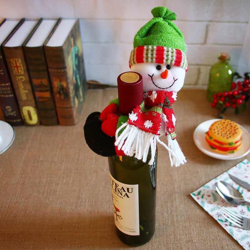 Christmas wine bottle decoration Christmas knitted wine set scarf hat set red wine bottle cover old man wine bottle set deer