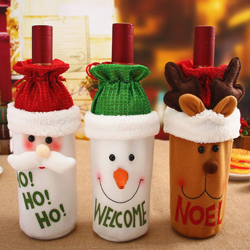 Christmas wine bottle decoration Christmas knitted wine set scarf hat set red wine bottle cover old man wine bottle set deer