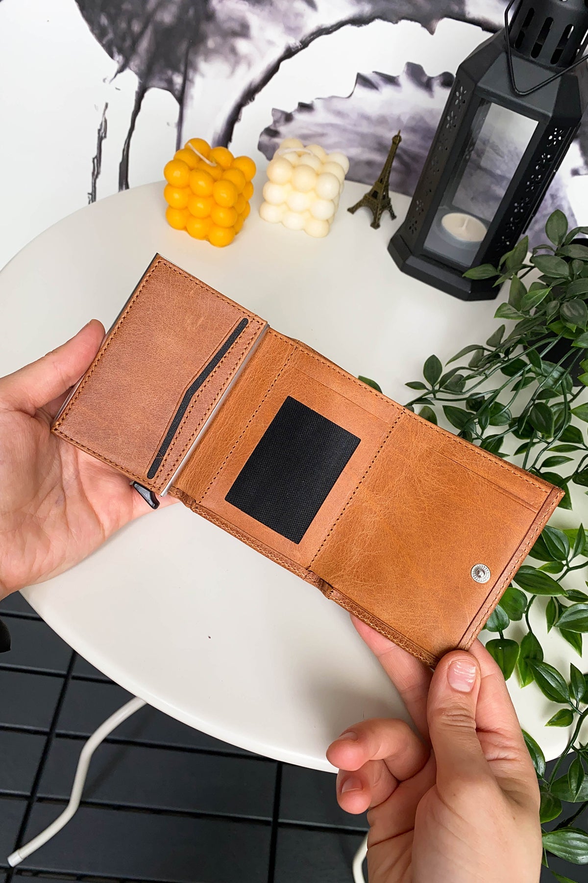 Pescol - Genuine Leather RFID Protection Card Holder/Wallet