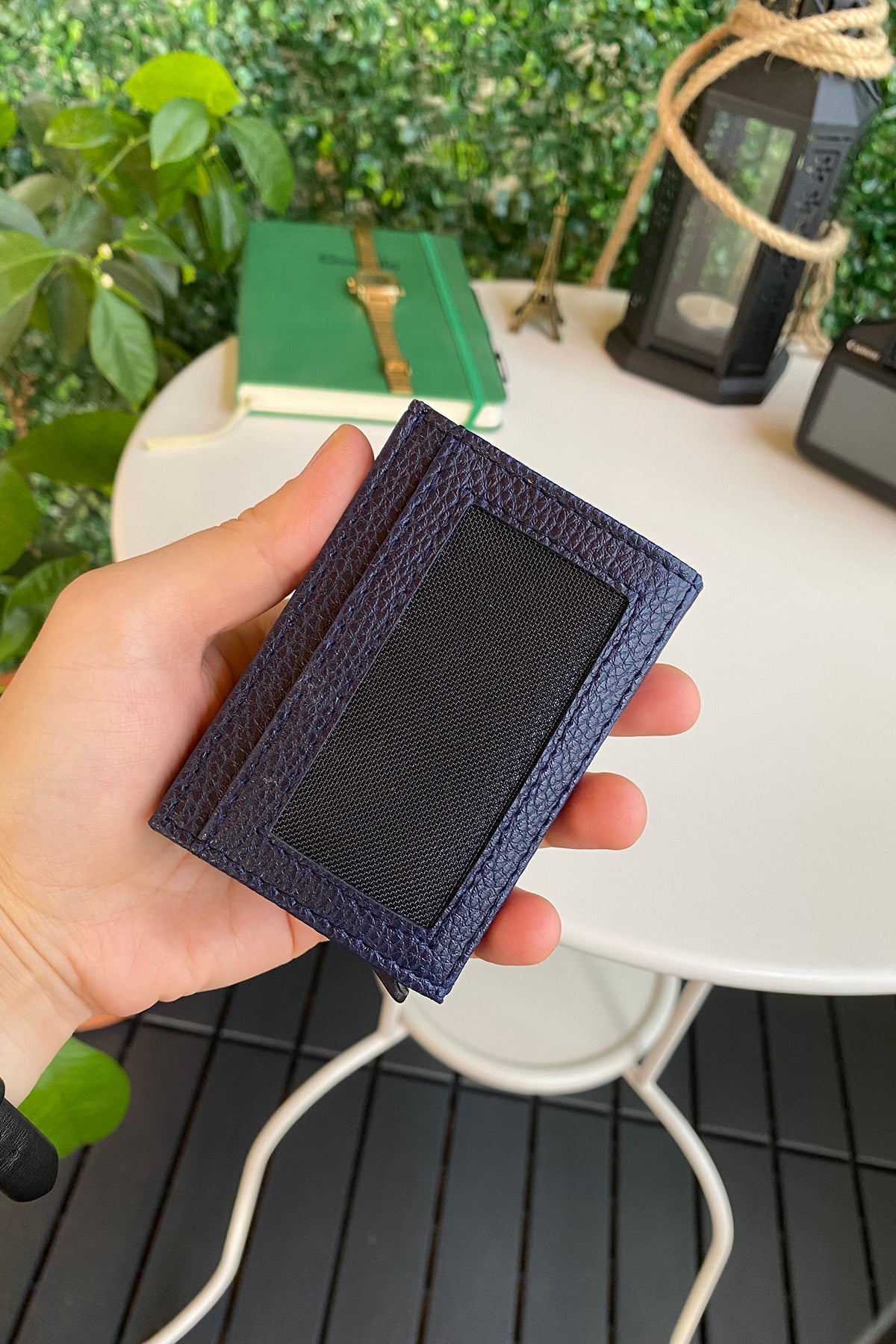 Agara  – PU Leather RFID Mechanism Card Holder/Wallet