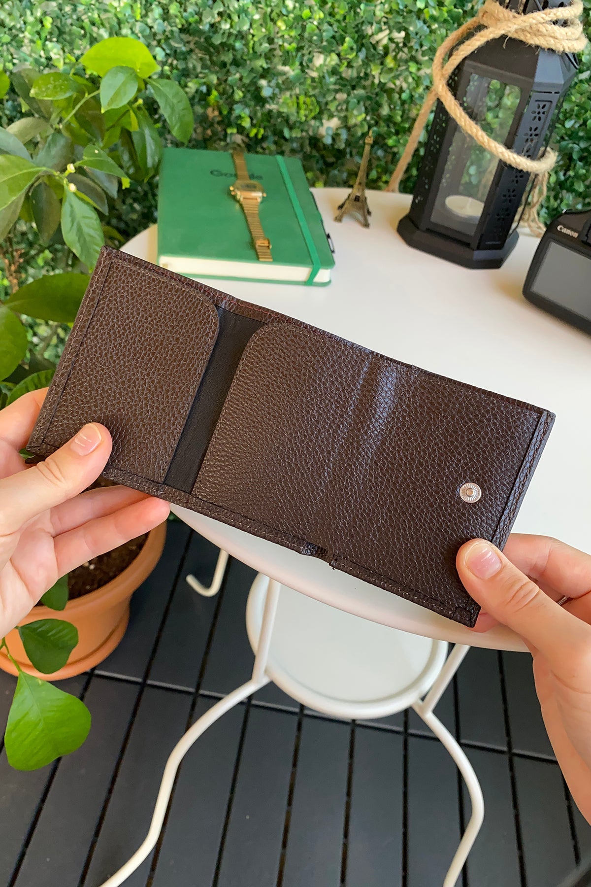 Agara  – PU Leather RFID Mechanism Card Holder/Wallet