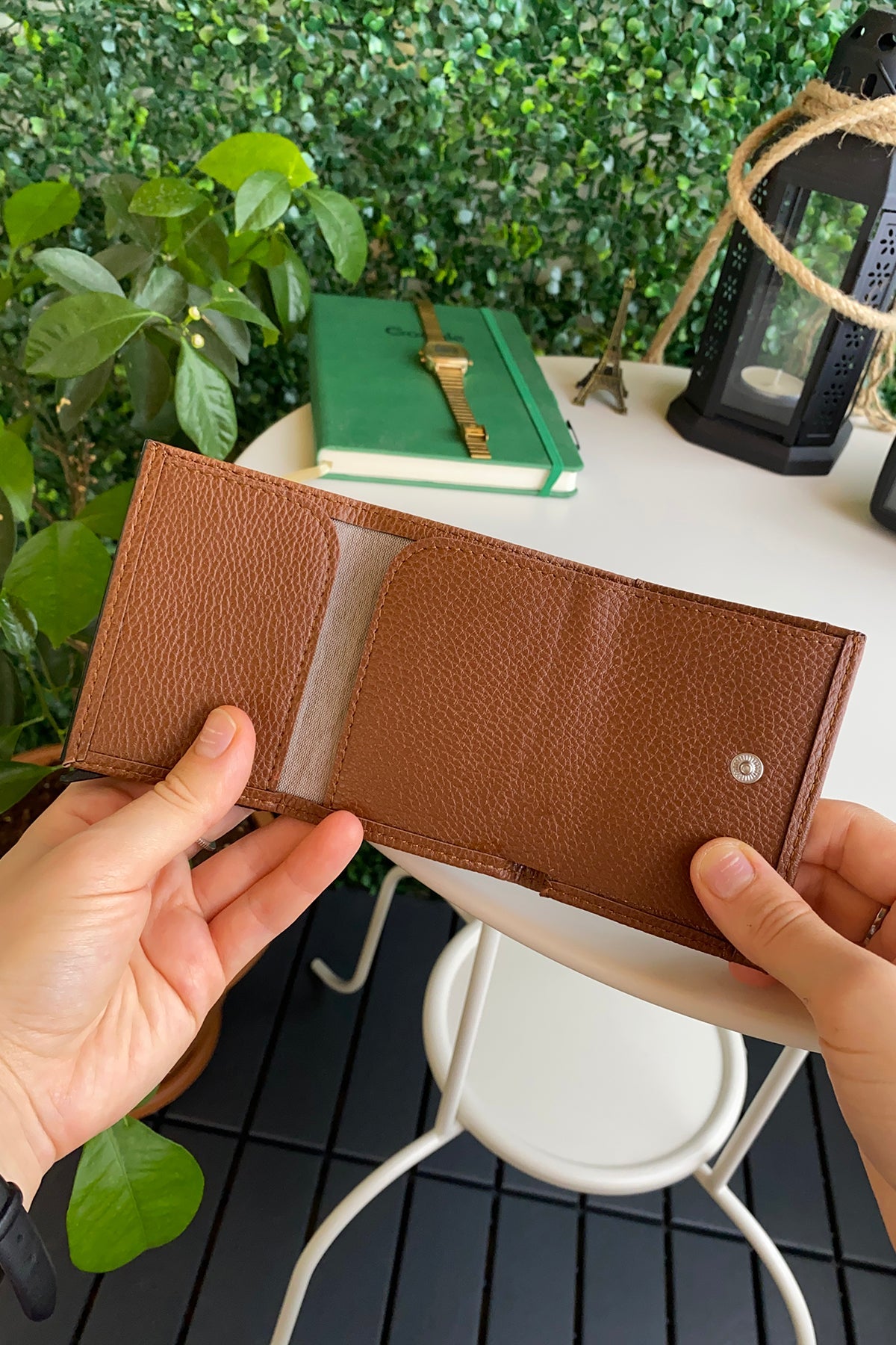 Agara  – PU Leather RFID Mechanism Card Holder/Wallet