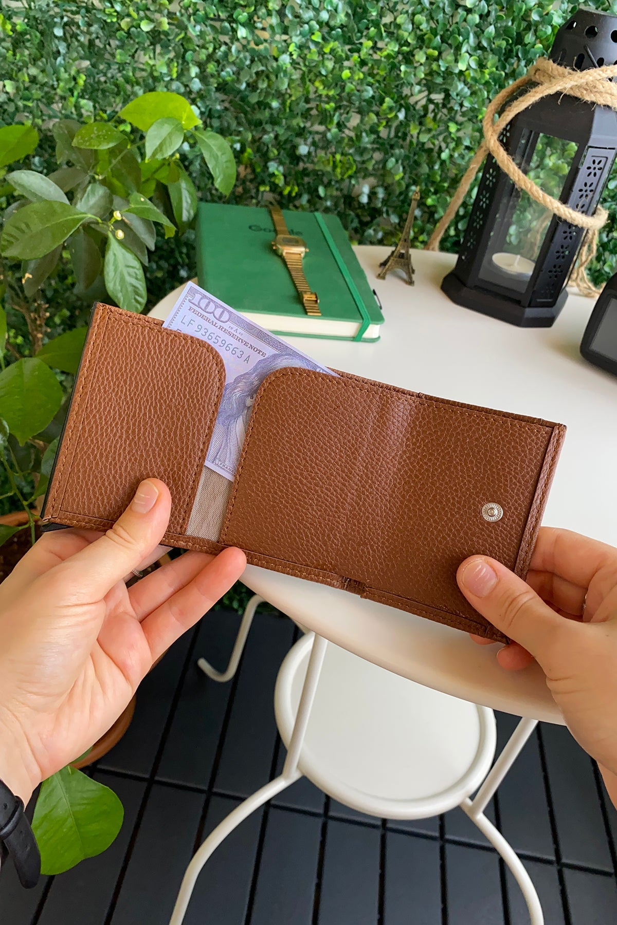 Agara  – PU Leather RFID Mechanism Card Holder/Wallet