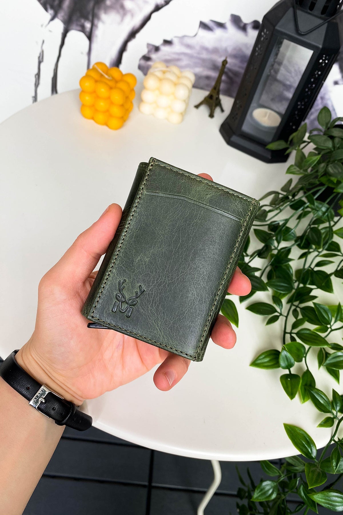 Pescol - Genuine Leather RFID Protection Card Holder/Wallet