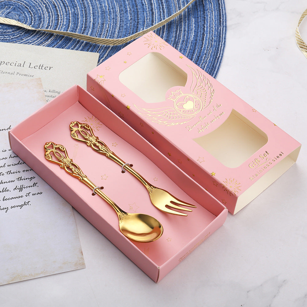Royal Hollow Embossed Dessert Spoon Three-Tooth Fork Stirring Spoon Set European Style Carved Tableware Gift Vintage Spoon