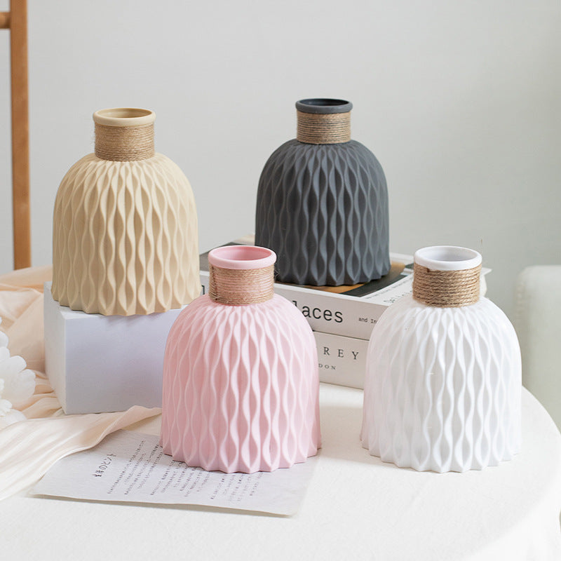 Pineapple pattern hemp rope plastic vase simulation simple creative small fresh flower arrangement vase cross-border hot sale water ripple vase