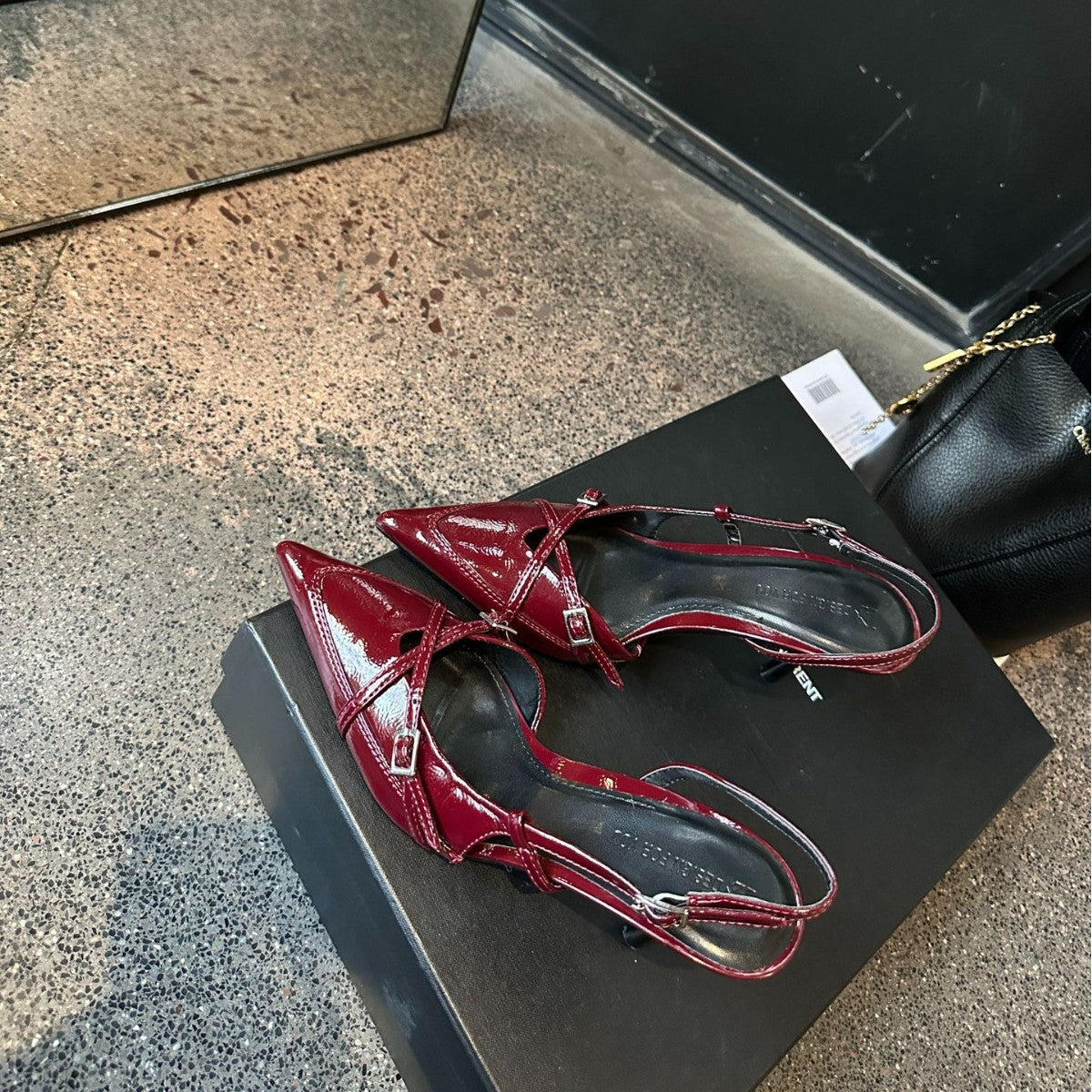 Spring/Summer 2025 New Women's Shoes: Cross Buckle Strap Pointed Toe, High Heeled Sandals, Casual and Versatile, Stiletto Heel, Empty Back