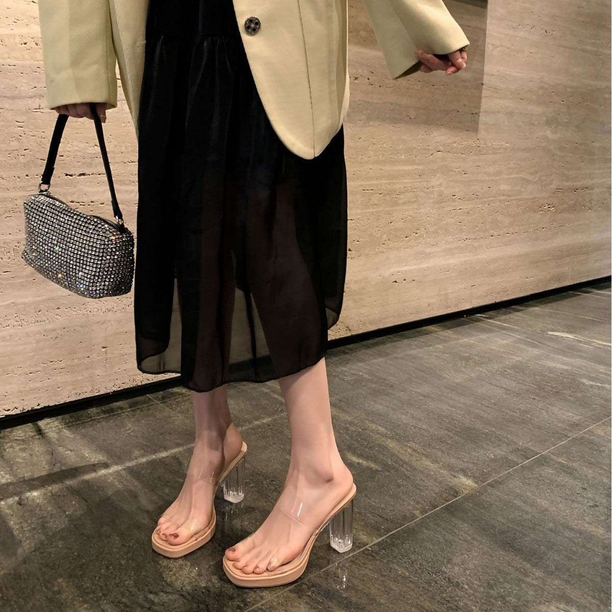 Transparent high-heeled sandals women's 2024 summer new line with thick-soled platform block-heel crystal slippers for women