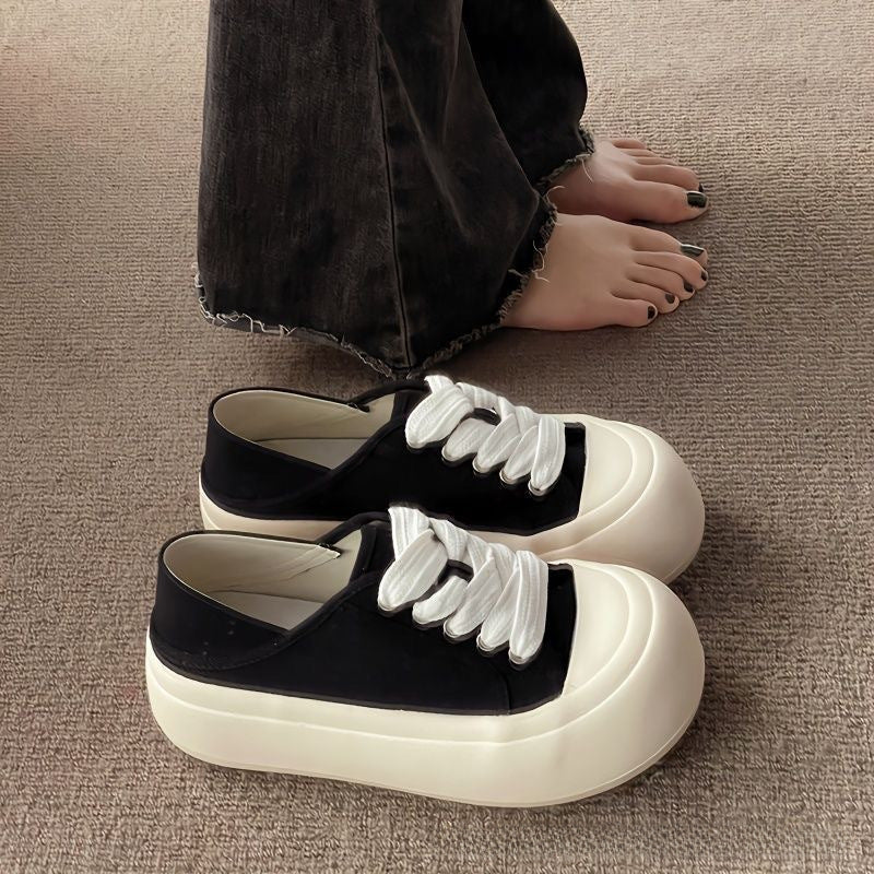 Ugly cute big-toed bread shoes women's chic shoes all-match 2023 spring new two-wear canvas shoes thick-soled white shoes
