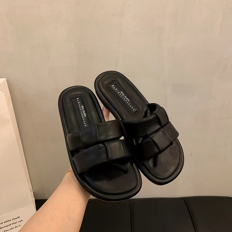 2024 new flat flat slotted sandals for wearing a sense of luxury student soft-soled beach slippers women's summer wholesale