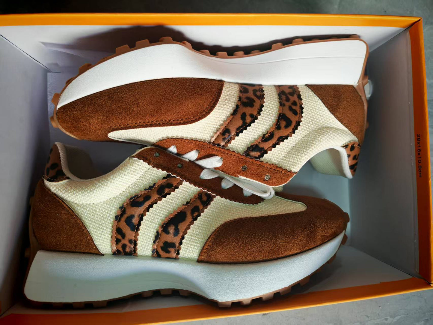 Plus-size small waist daddy shoe girl 2025 spring/summer new Internet celebrity platform student casual shoes sports Forrest Gump shoe girl