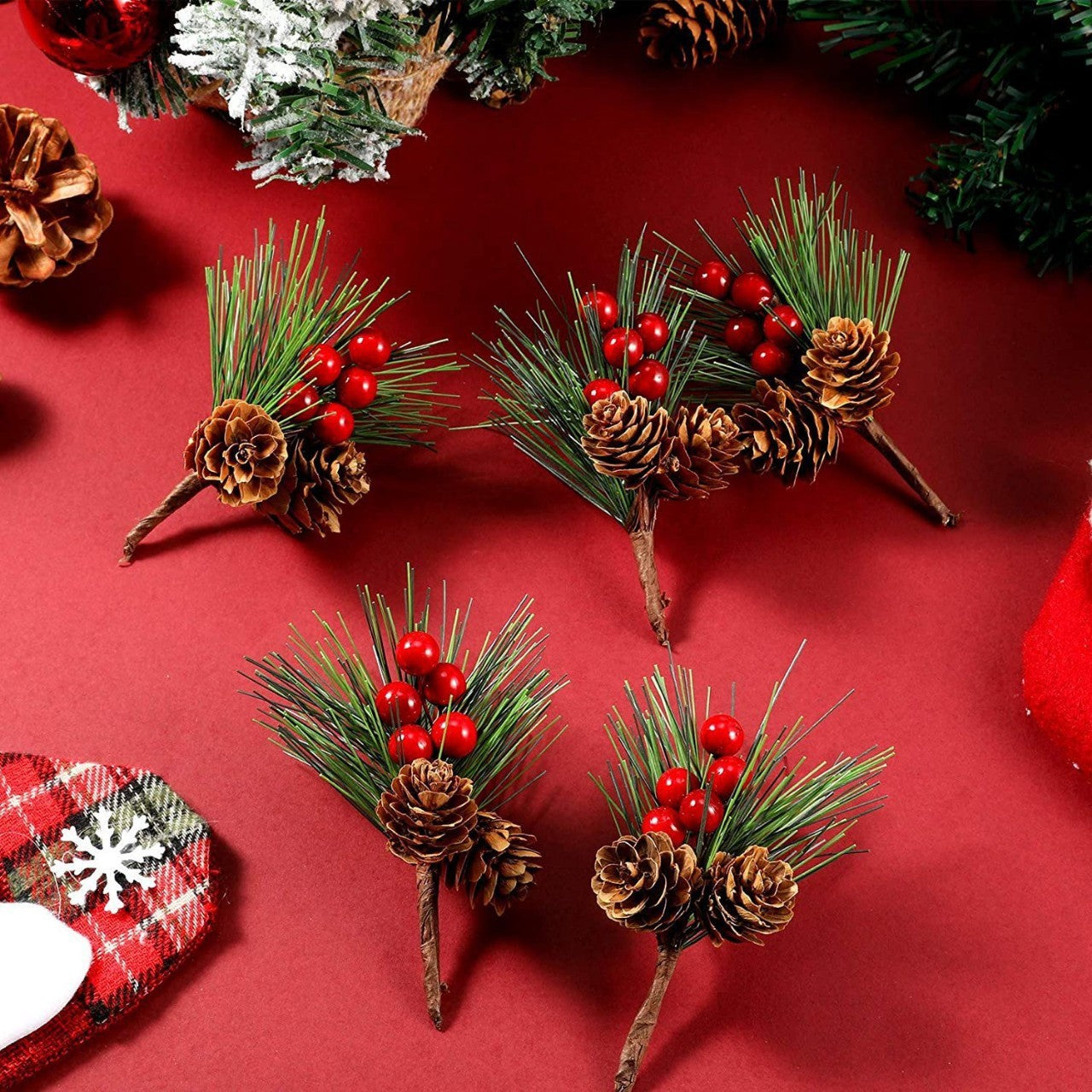 Christmas Pine Needle Pine Cone Christmas Gift Decoration Christmas Eve Gift Box Packaging Simulated Pine Cone DIY Garland Bouquet