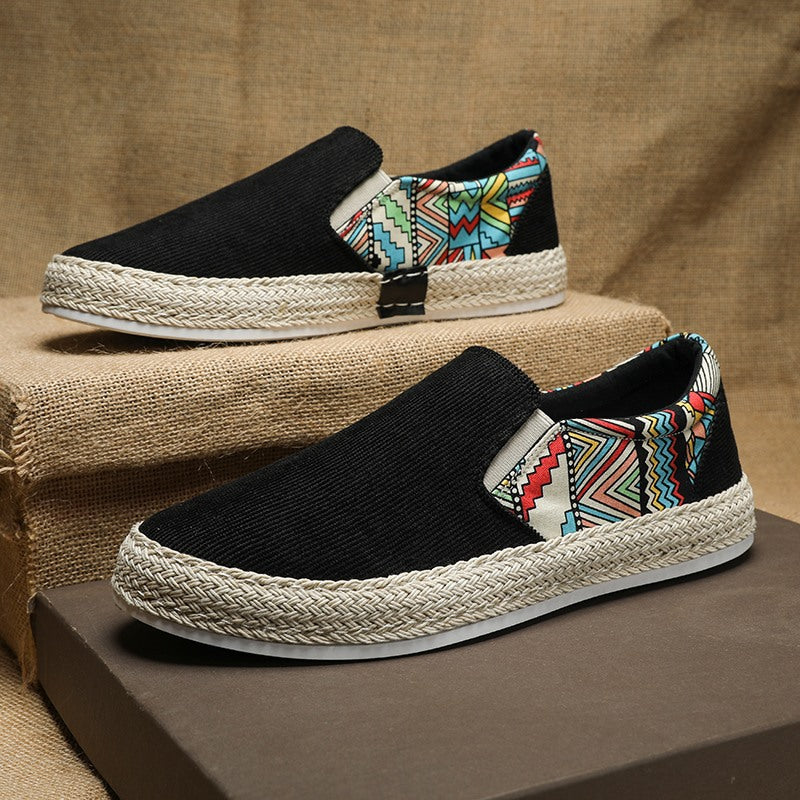 Canvas men's shoes summer new breathable trend light lazy man one foot pedal versatile no laces old Beijing cloth shoes men