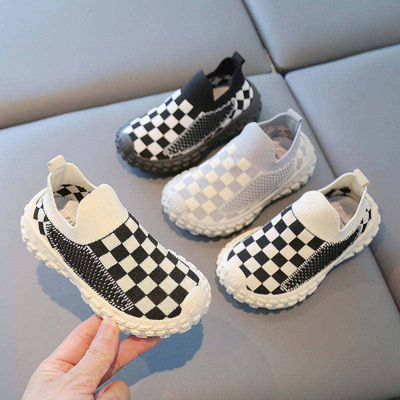 Children's sports shoes spring and autumn 2026 new boys' casual shoes, breathable mesh shoes, soft-soled girls' flying knitted shoes, baby shoes