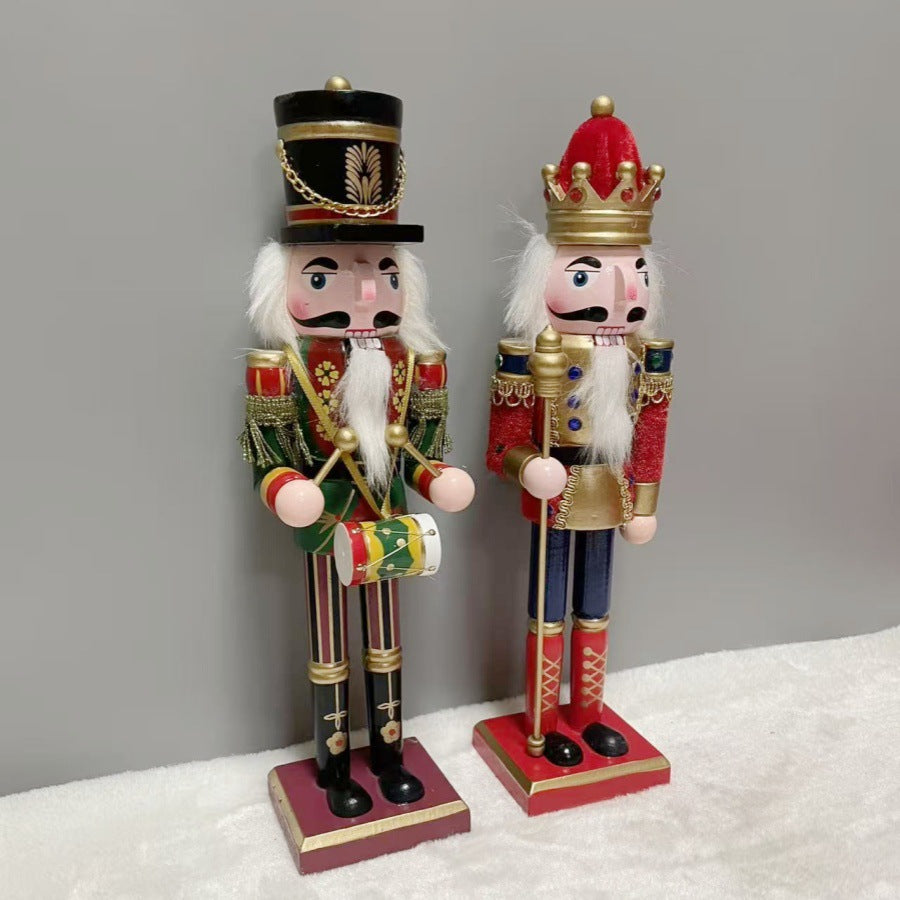 Cross-border spot new nutcracker wooden handicraft ornaments in different sizes Creative home Christmas ornaments
