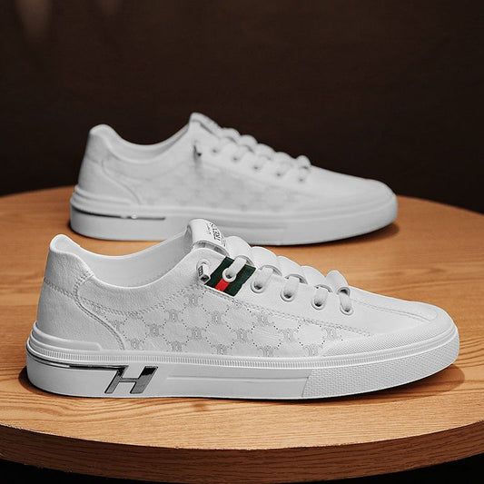 2024 Spring New Casual Men's Shoes Outdoor Sports Board Shoes Student Small White Shoes Korean Fashion Trendy Shoes Men's Low Top