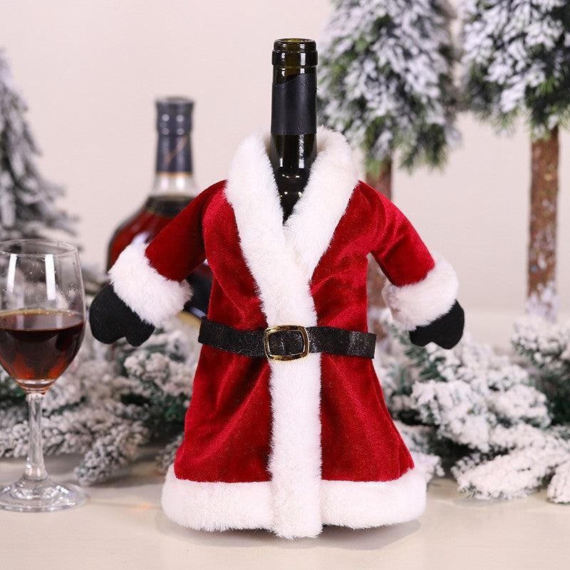 Christmas wine bottle decoration Christmas knitted wine set scarf hat set red wine bottle cover old man wine bottle set deer