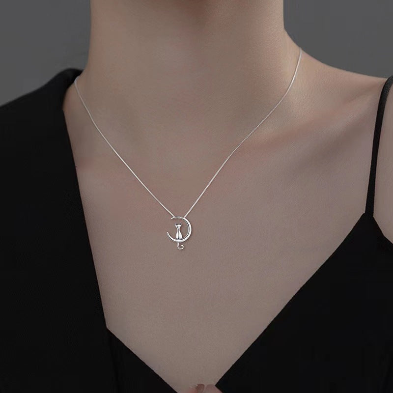 New necklace women's Korean version fashionable sweet cat moon pendant simple and cute collarbone chain girl can be given to girlfriends