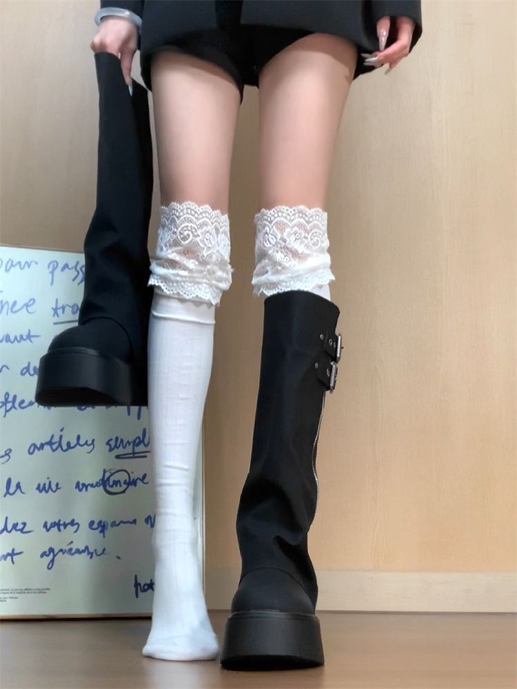 2024 Internet celebrity new style with skirt, versatile women's boots, boots, niche soft soles, not tired feet, high boots